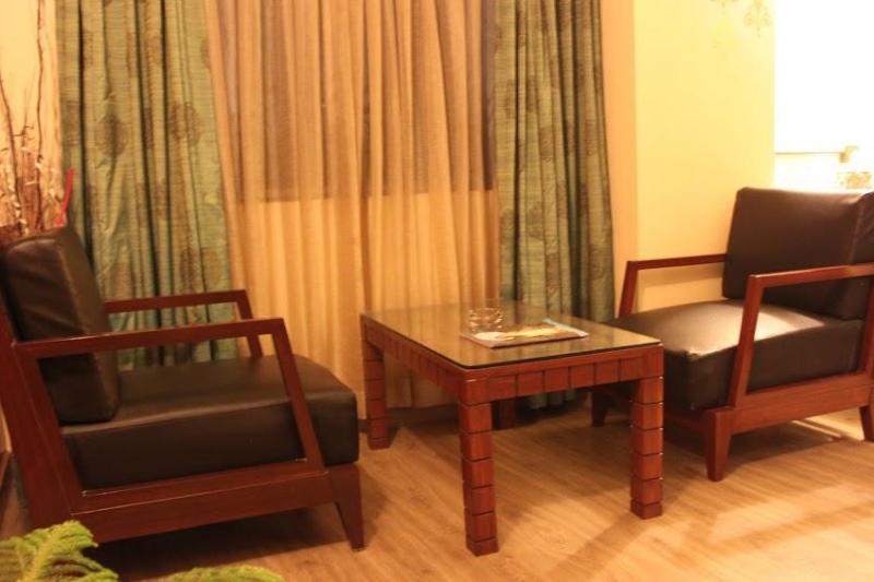 Hotel Majestic Shillong Bagian luar foto